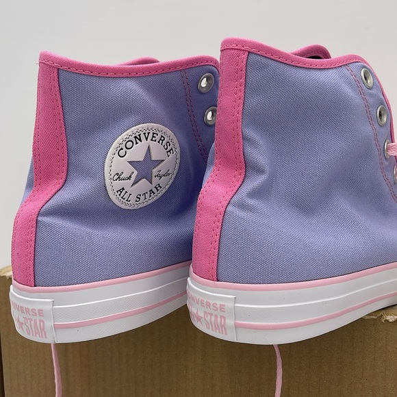 Converse Men’s A02171C Chuck Taylor All Star Canvas Sneakers - Picture 14 of 16